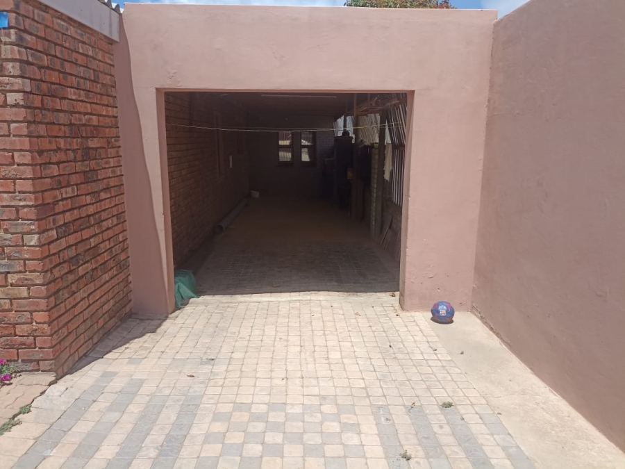 3 Bedroom Property for Sale in Mossel Bay Ext 13 Western Cape